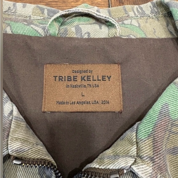 Tribe Camo Green Jacket for Men - Picture 2 of 3